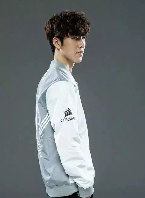 CSGO本年度爆冷比赛盘点，G2必定上榜